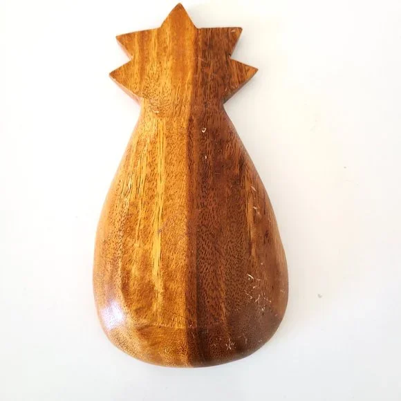 Pineapple shape wooden trinket dish. - Picture 4 of 4